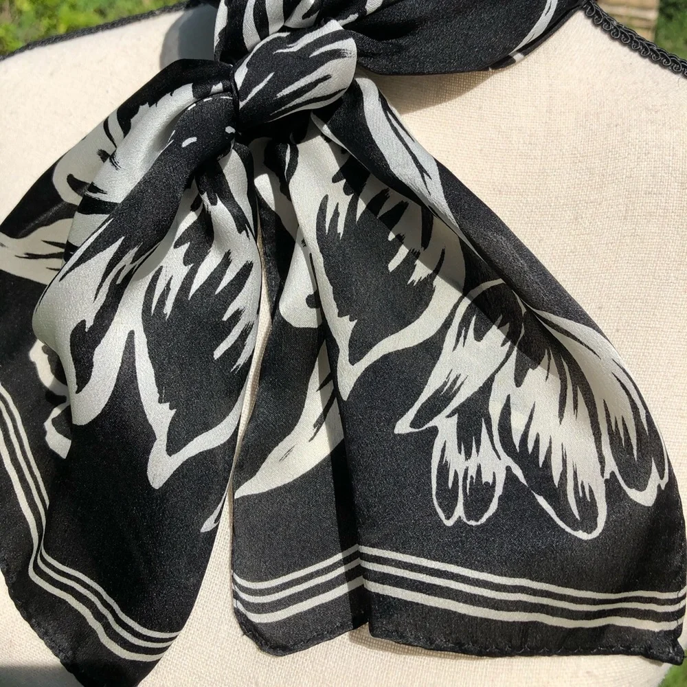Black and Cream Floral Printed Silk Scarf | Jones New York